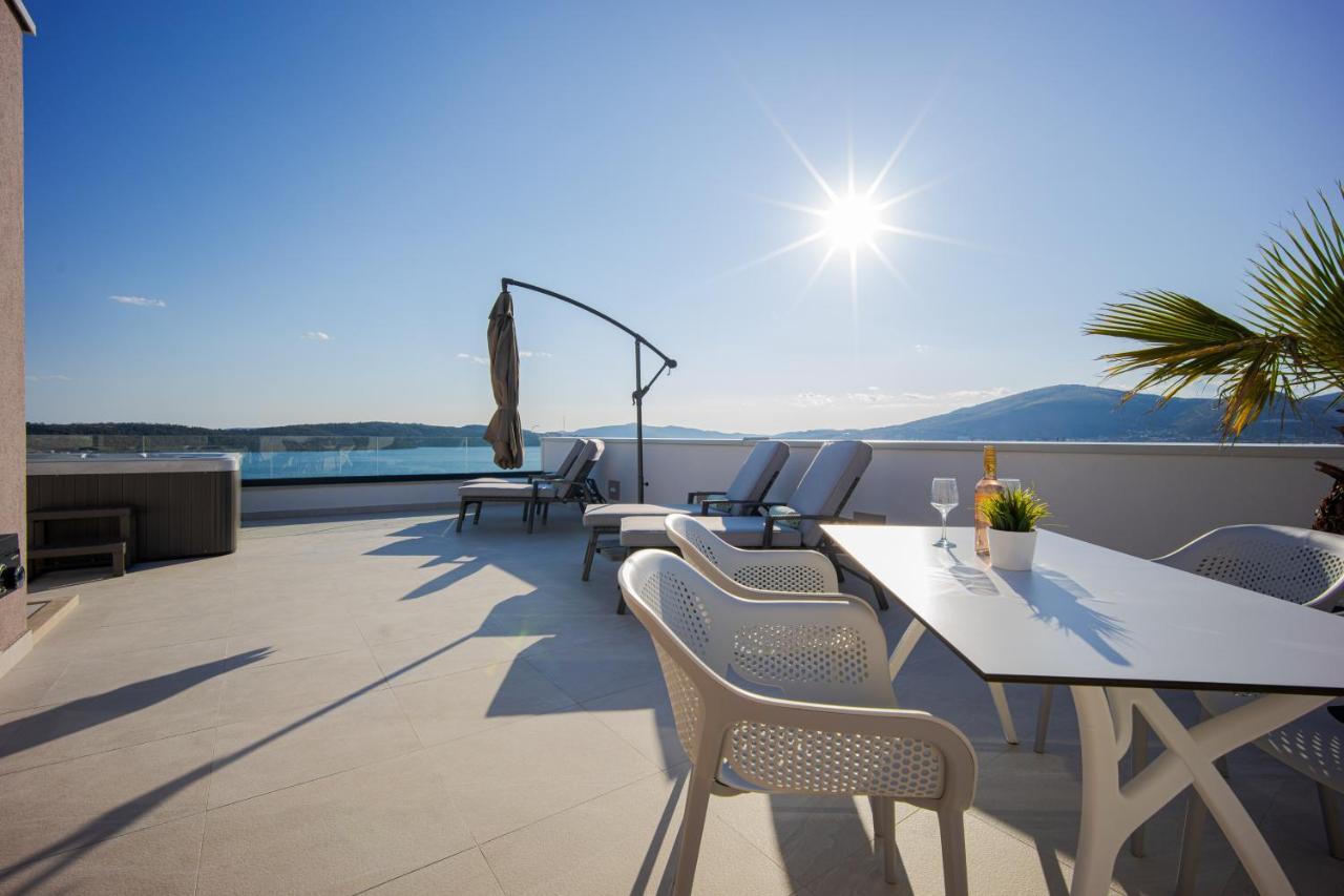 Adriatic Garden Apartments Okrug Gornji Esterno foto