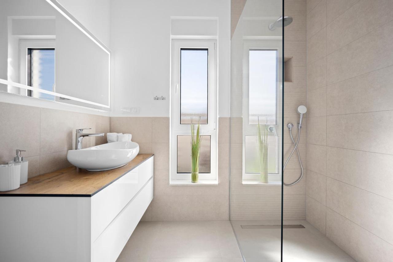Adriatic Garden Apartments Okrug Gornji Esterno foto