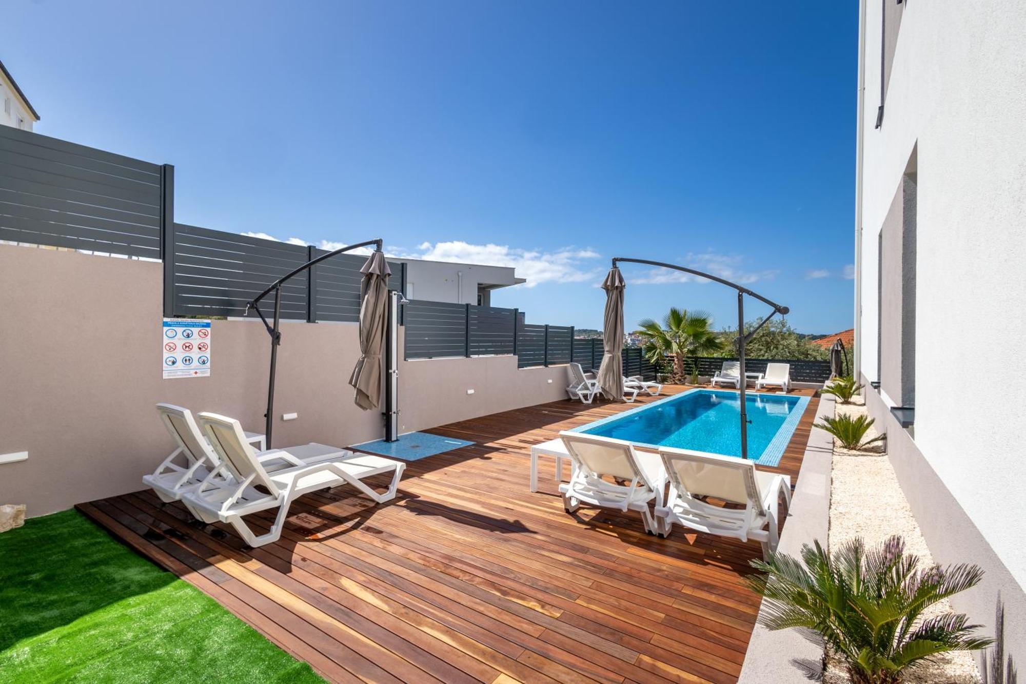 Adriatic Garden Apartments Okrug Gornji Esterno foto